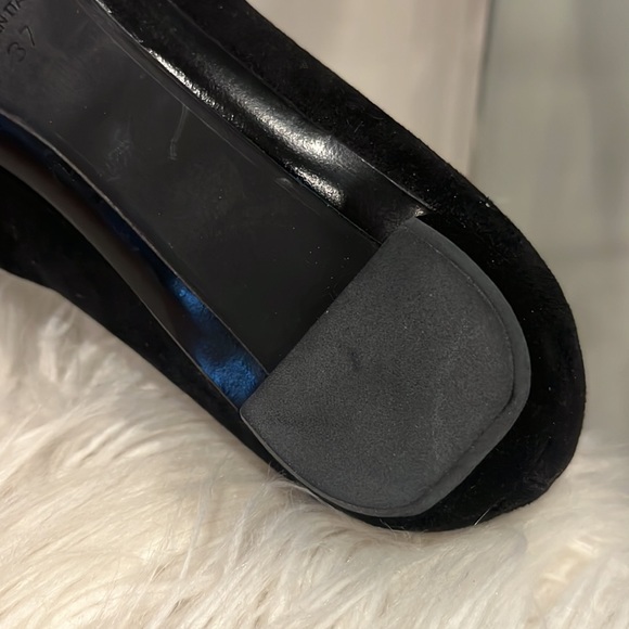 Prada size 37 Black Suede Flats with Chain & Bow Detail - NEW - Never Worn - Picture 11 of 15